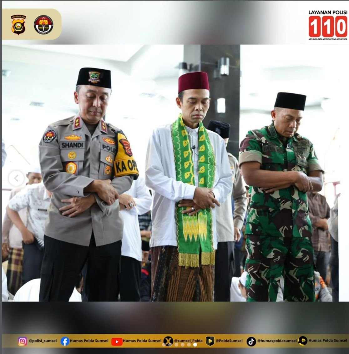 Momen Khusyuk Kapolda Sumsel & UAS di Masjid Assa’adah